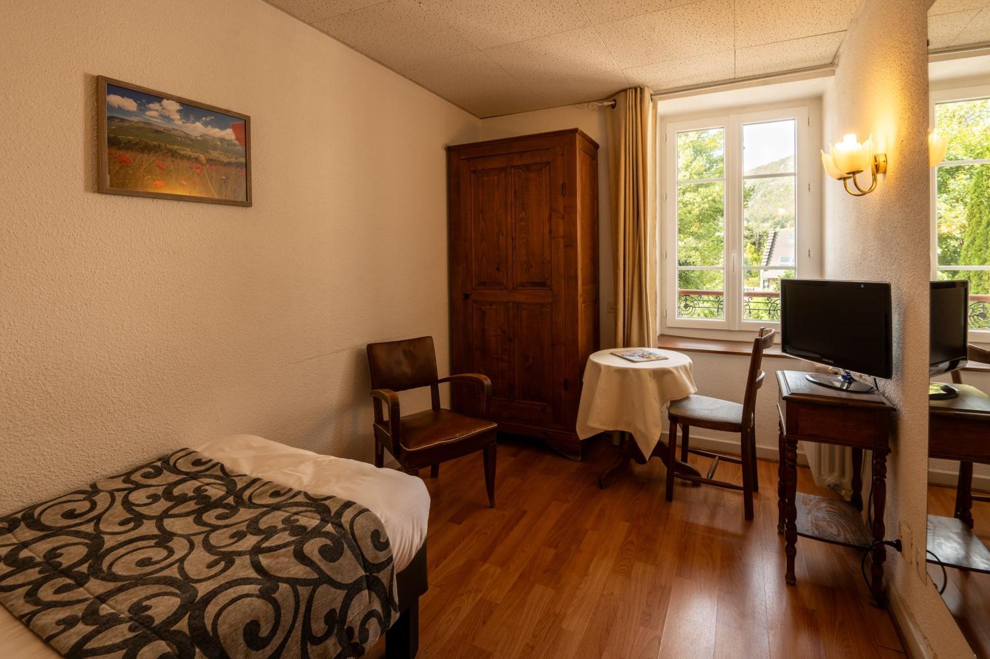 Logis Hotel - Le Col De L'Arc ลองส์ซองแวร์เคอร์ ภายนอก รูปภาพ